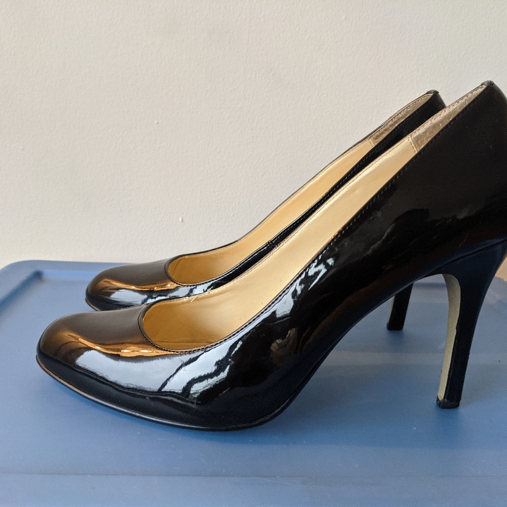 Max Studio Size 9 Black Patent Leather 1950s Heel